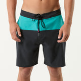 Day Break Hybrid Short in Off Black/Aqua