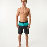 Day Break Hybrid Short in Off Black/Aqua